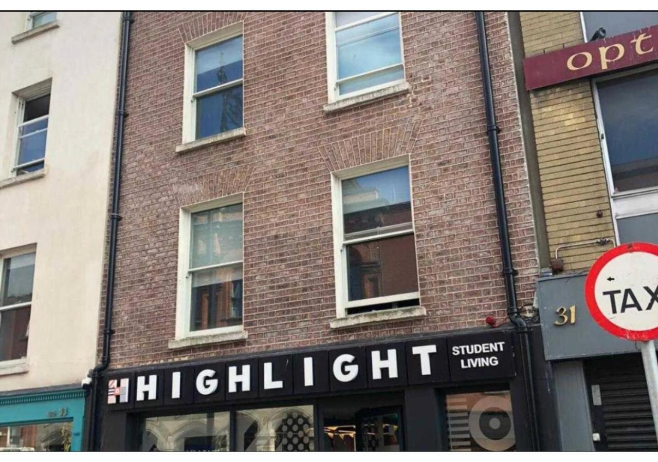 Joivy Affordable Dublin Thomas Street - Adults Onlyアパートメント エクステリア 写真